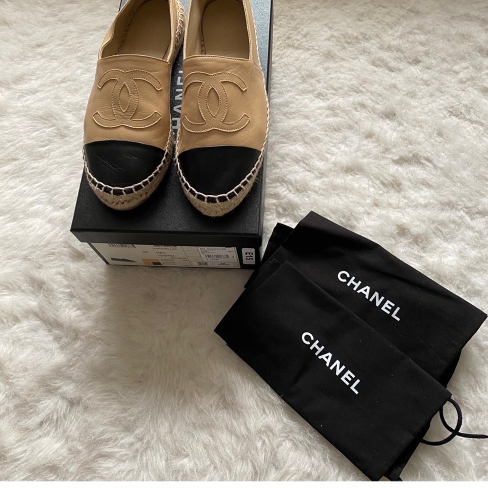 CHANEL lambskin Cream and Black Espadrille Shoes